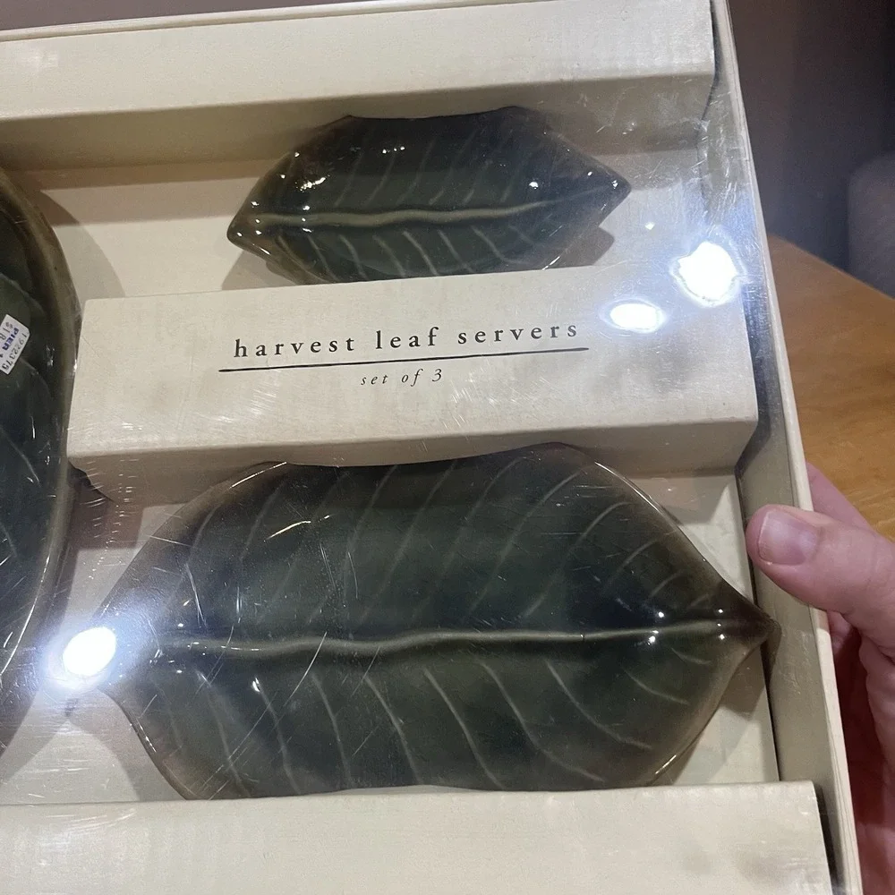 3 Pier 1 Green Harvest Leaf Shaped Stoneware Dining Serving Platters Plates Palm